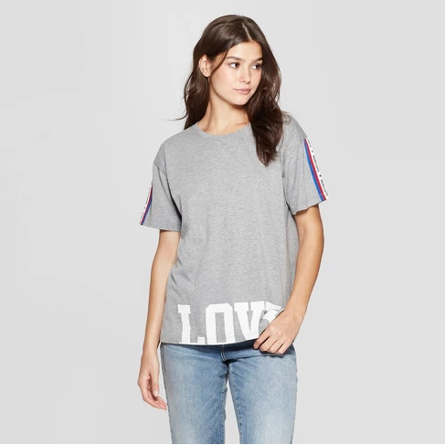 10 Darling V-Day Tees for Moms (under $25!) - Studio 5