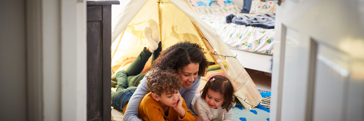moms do best - mom and kids in play tent