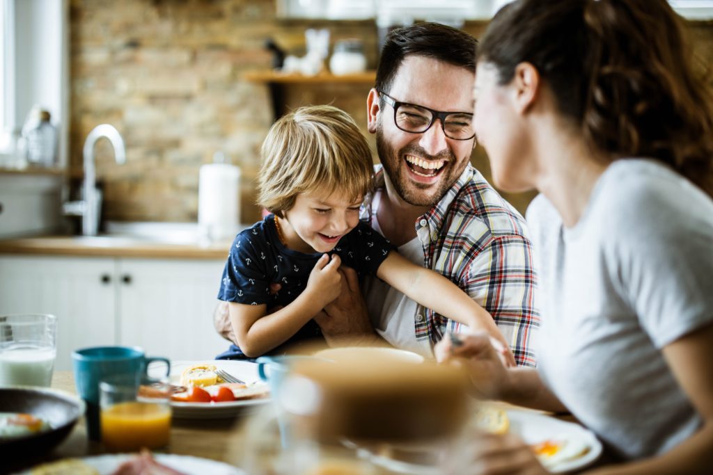 Help yourself, help your husband! Here are 5 ways to set dad up for success