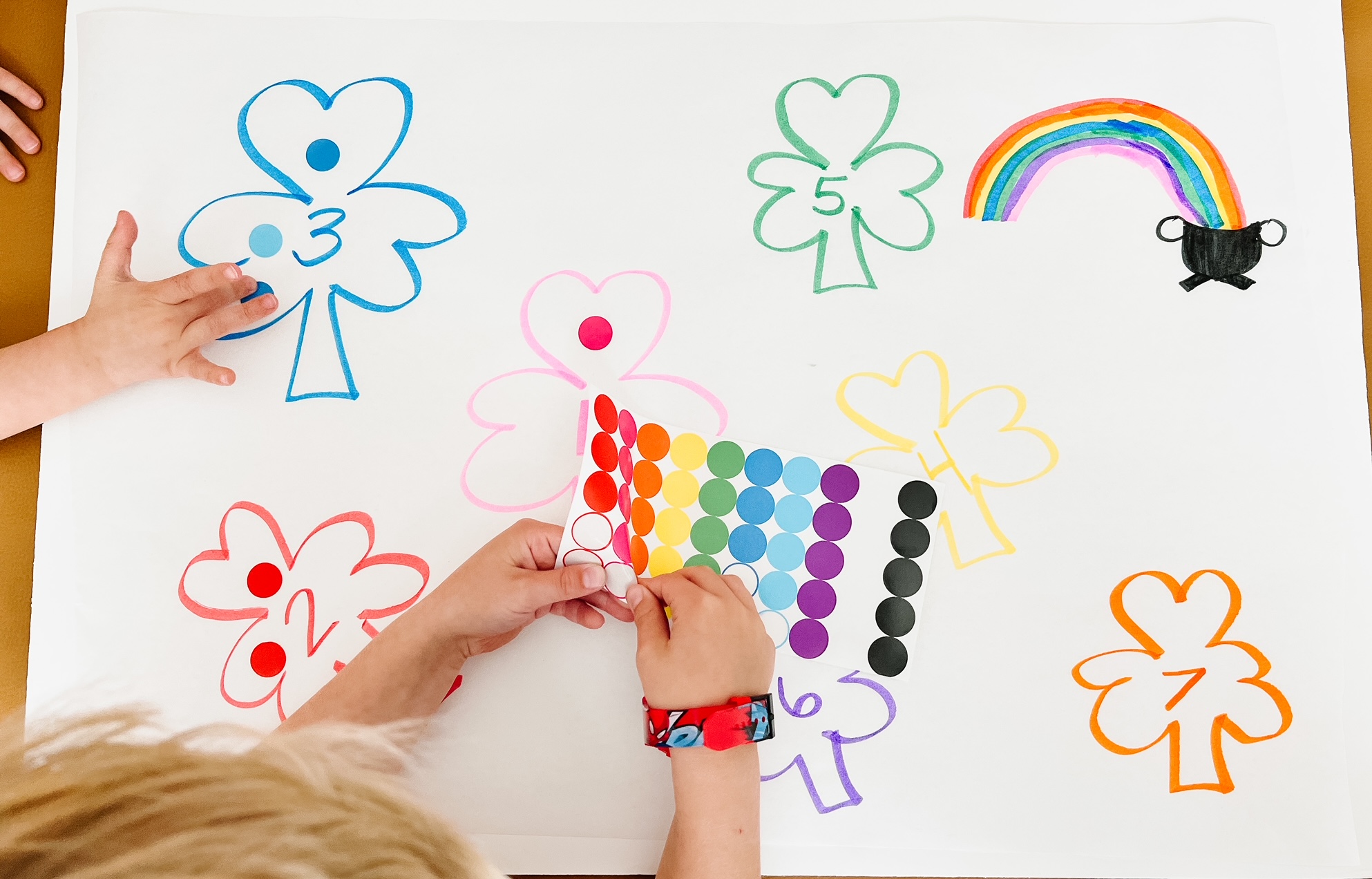 One page of sticker dots, endless fun! These 5 learning activities
