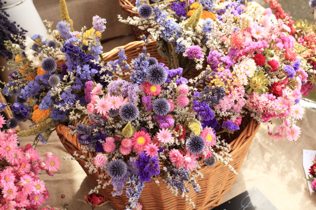 5 Projects to Do with Dried Flowers - Charlottesville Family