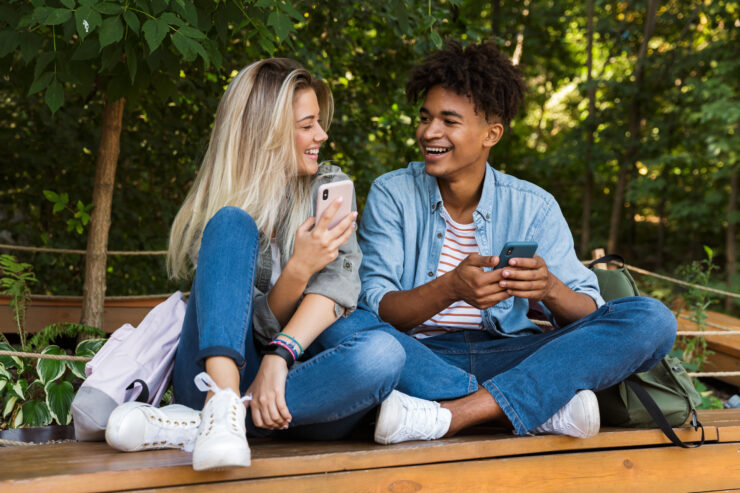 teens using phones