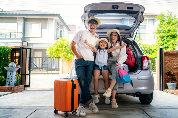 save money on spring break - family travel car