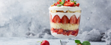 leftover cake - strawberry trifle