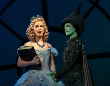 glinda and elphaba in wicked