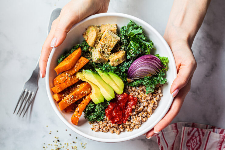 hormone health - bowl of healthy food