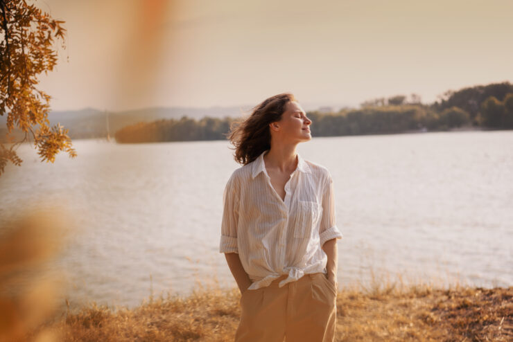 positive words - woman outside