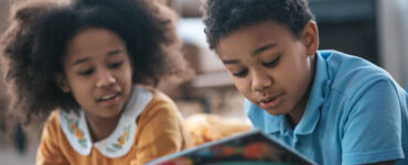 kids reading